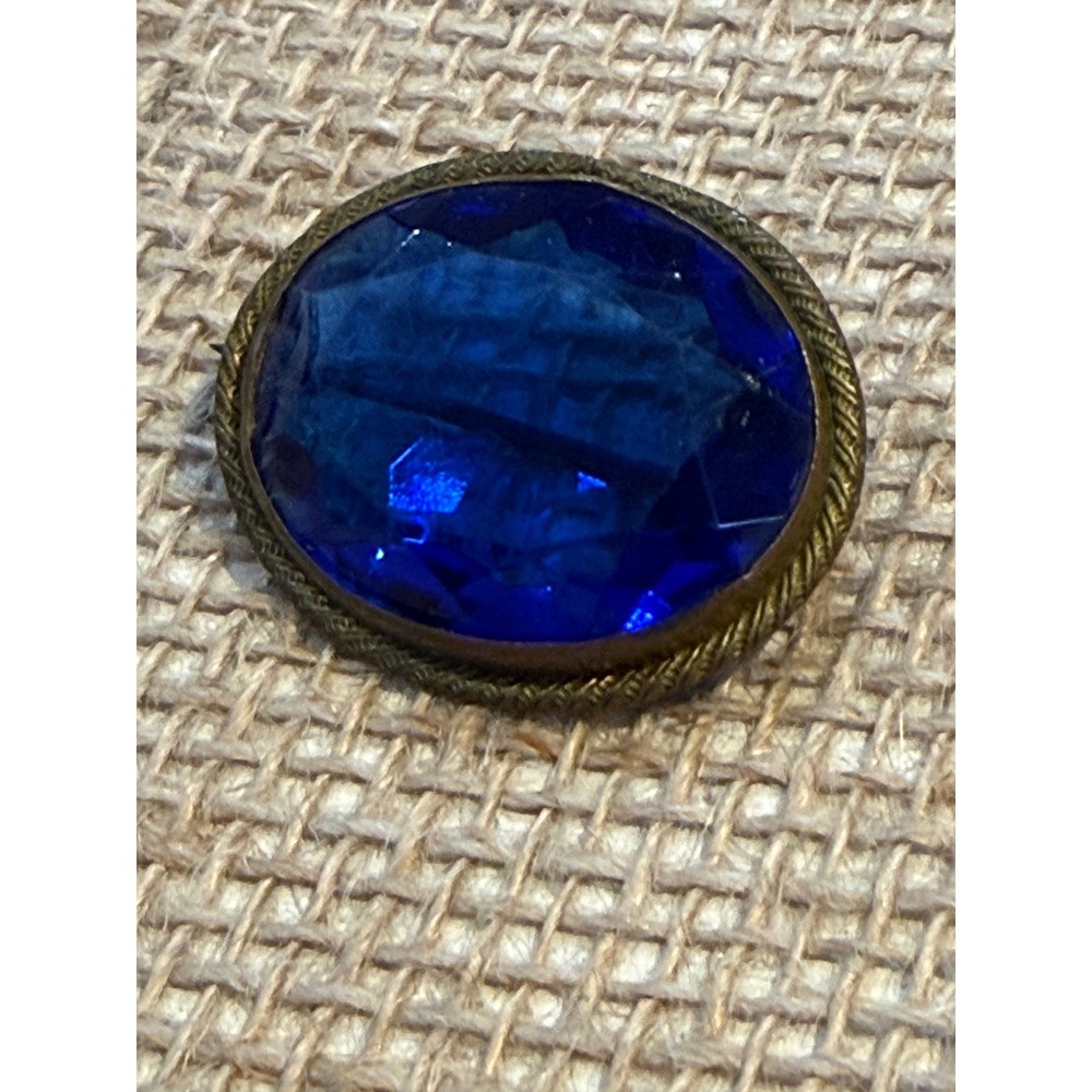 Victorian Antique Open
Scroll Blue Glass Stones Brooch Czech Art
Nouveau*Flaw - Picture 3 of 8